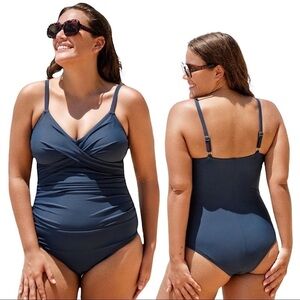 Navy Blue One-Piece Swimwear Size OX (a fit between Xxl & 1X) NWT